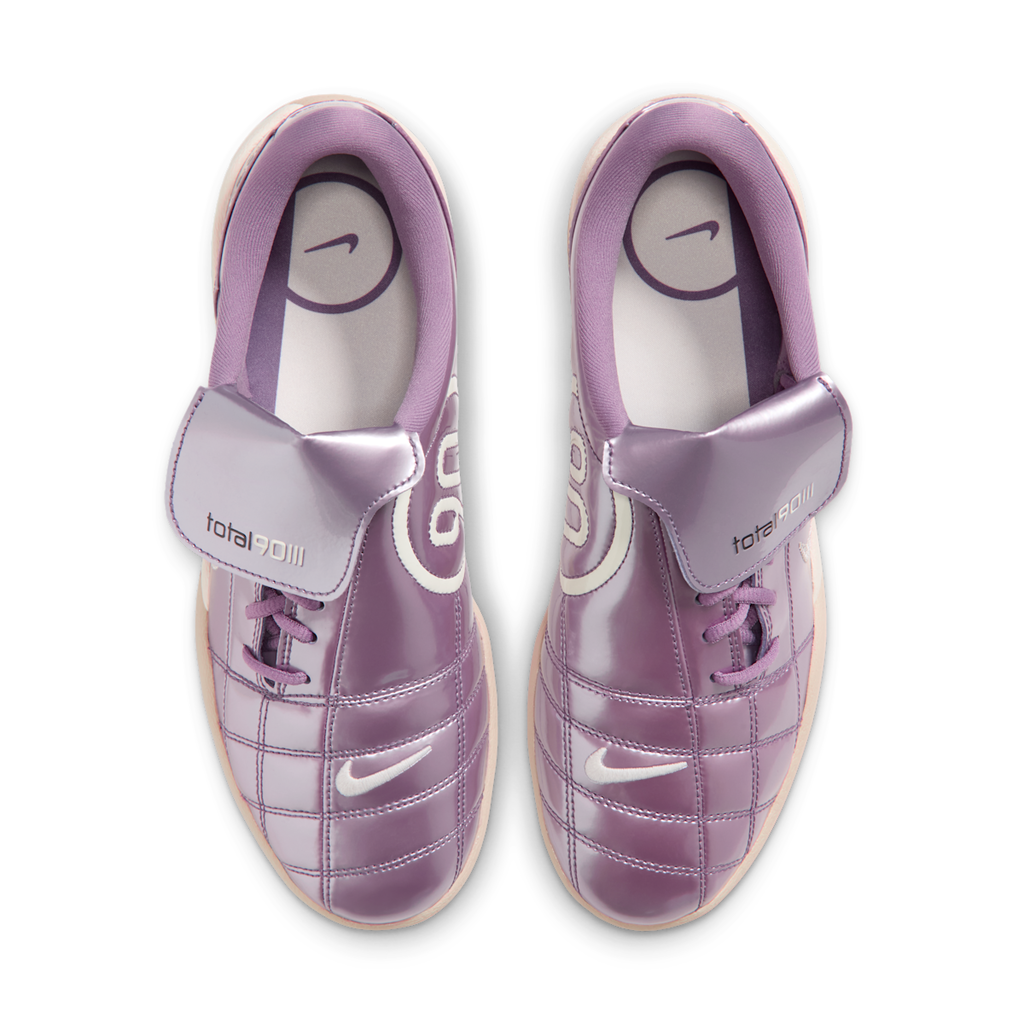 Women's Total 90 Chrome Shoes