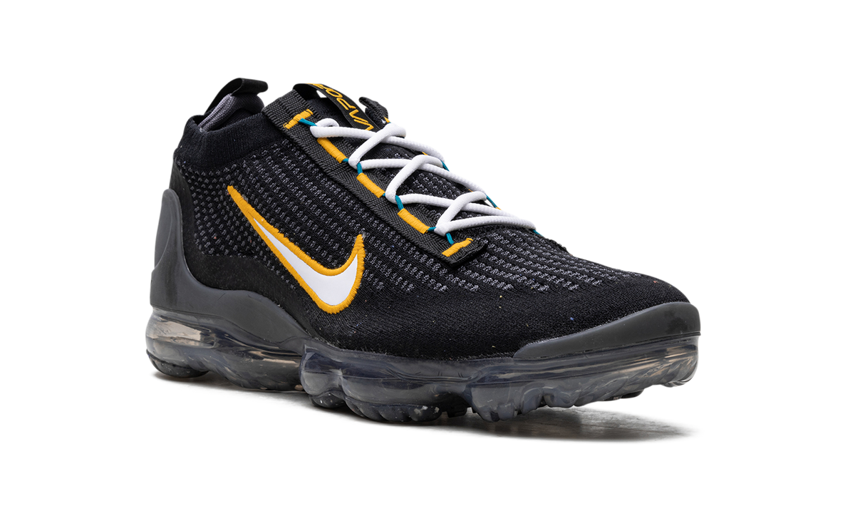 Air VaporMax 2021 FK "Black University Gold" DH4086 001