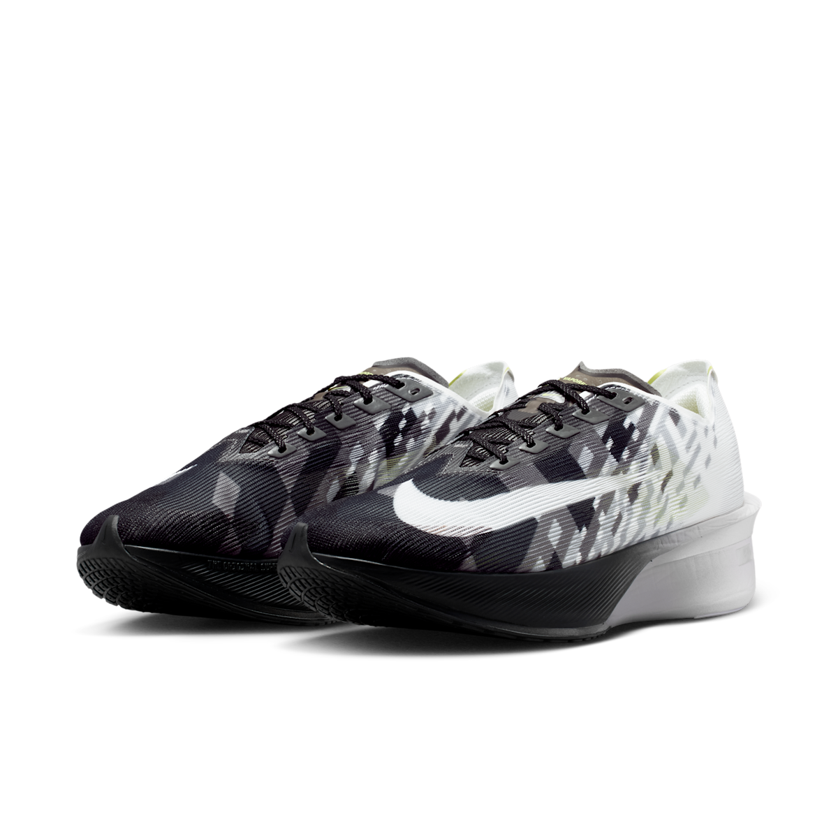 Men's Vaporfly 4 SE Road Racing Shoes
