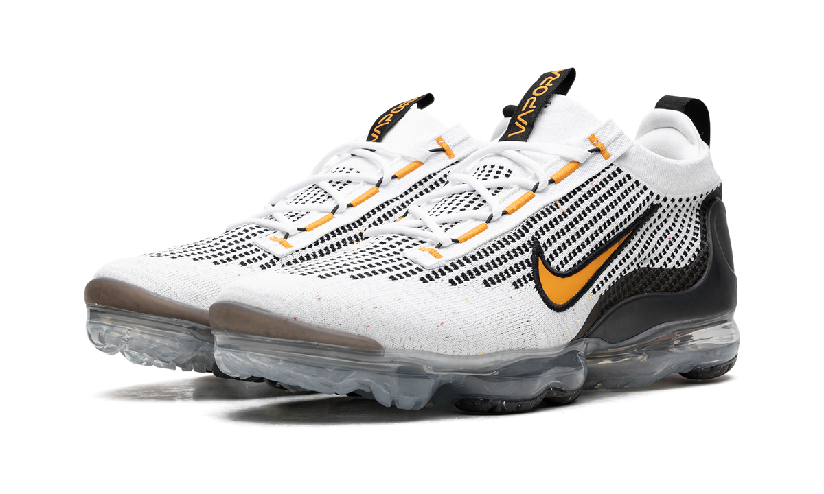 Air VaporMax 2021 FK "KUMQUAT" DM0025 101
