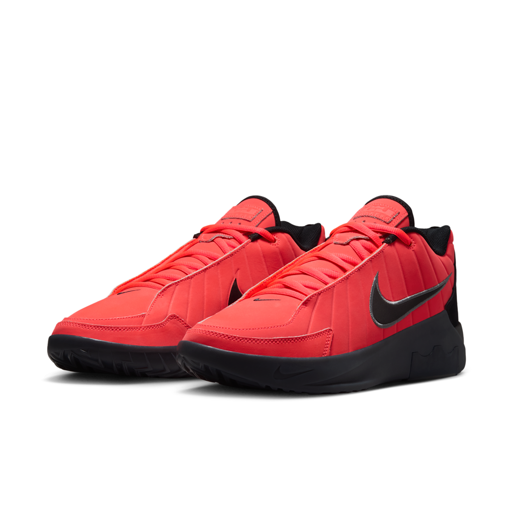 Men's LeBron Witness 9 Basketball Shoes