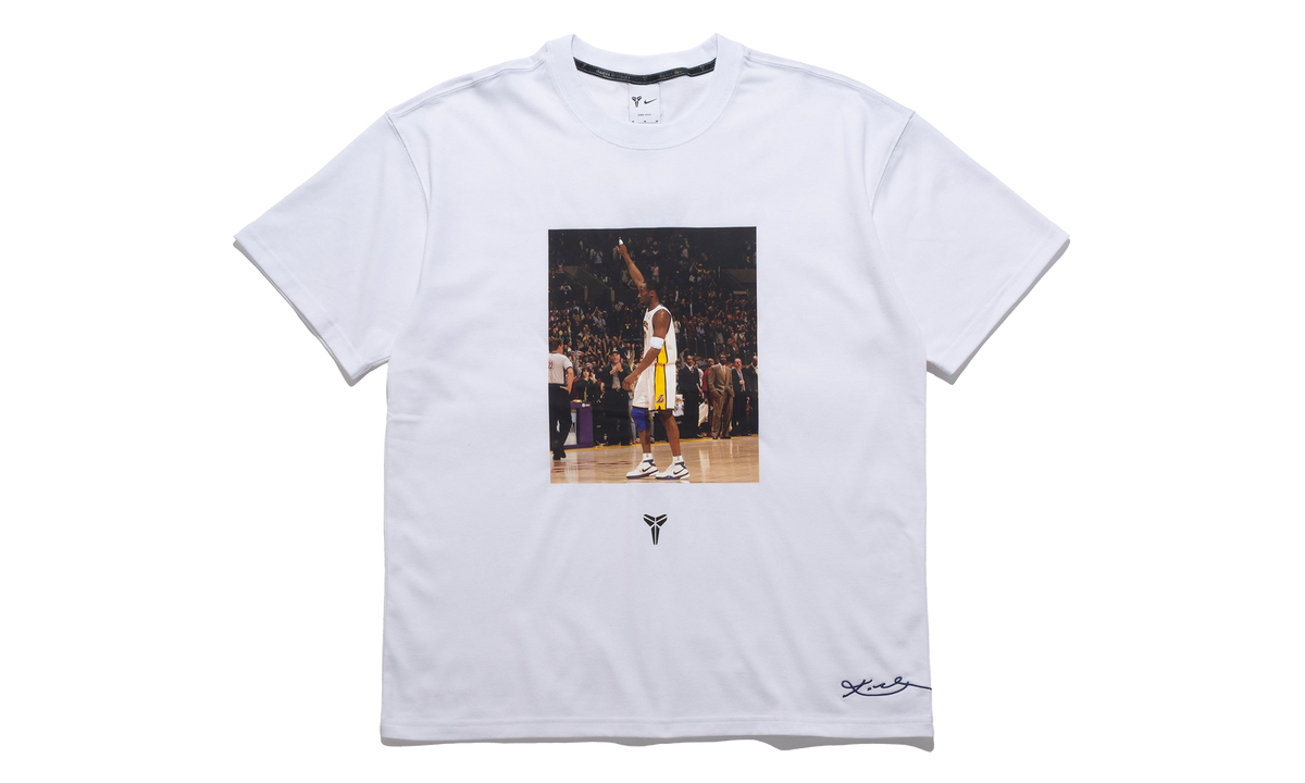 Kobe Bryant 81 Points M90 SP26 Tee "White" IO1150 100