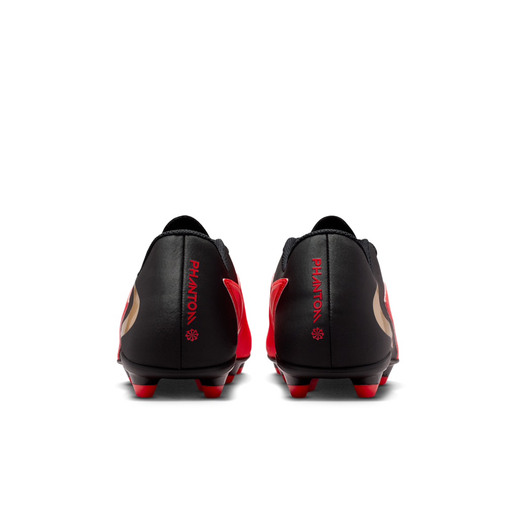 Men's Phantom 6 Low Club Multi-Ground Soccer Cleats