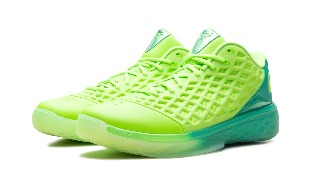 Kobe 3 Low Protro "Grinch" IV7127 300