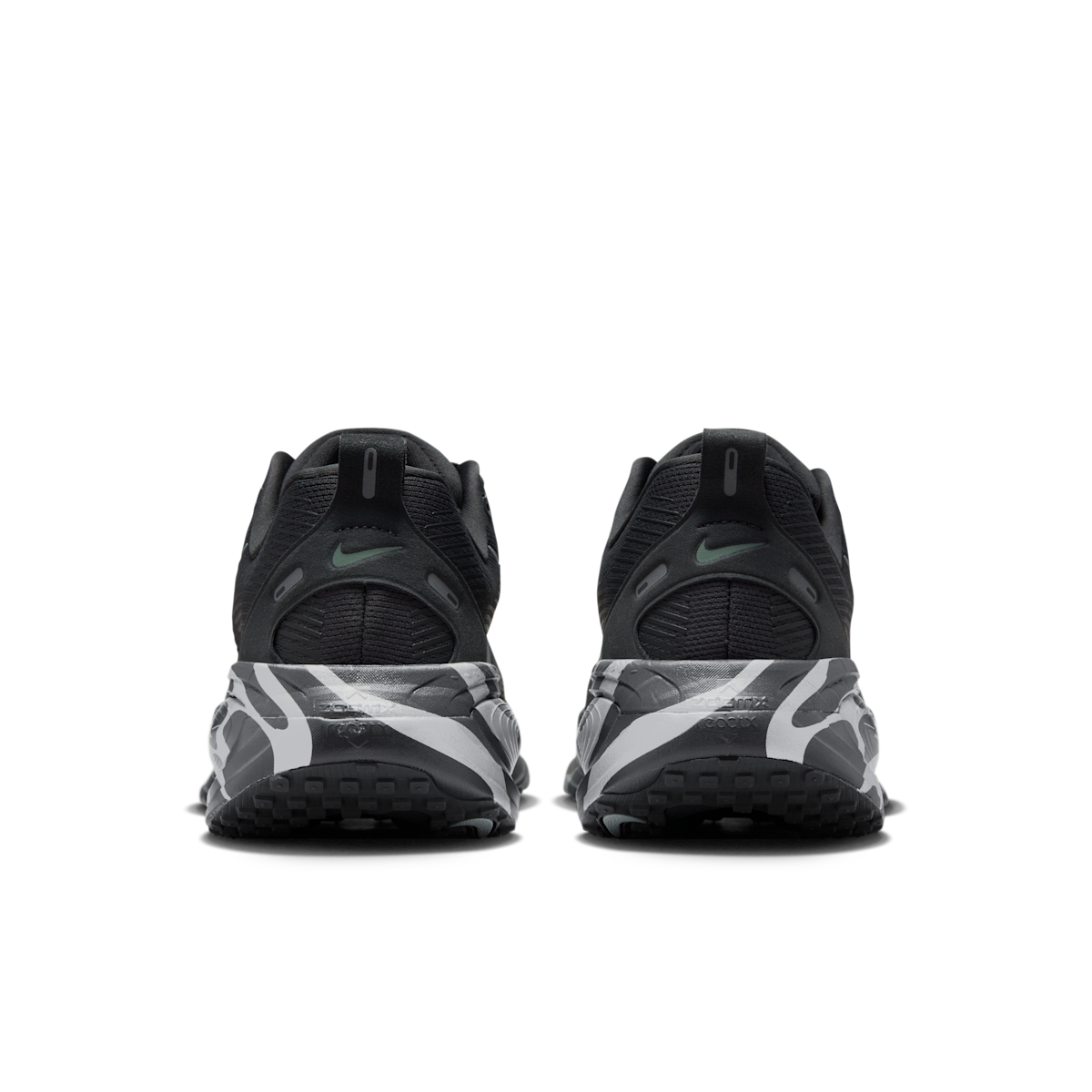 Men's Vomero 18 Road Running Shoes