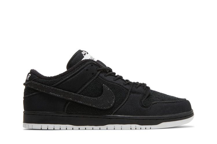 Gnarhunters x Nike Dunk Low SB 'Black'