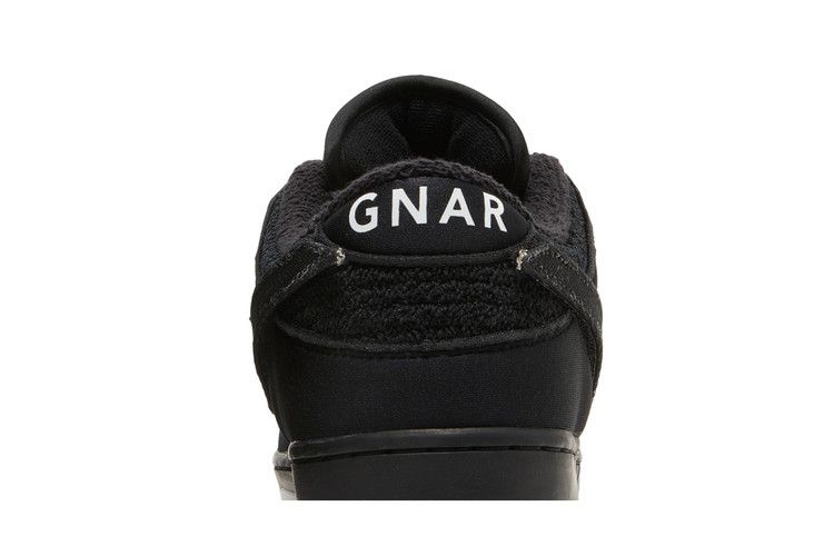 Gnarhunters x Nike Dunk Low SB 'Black'