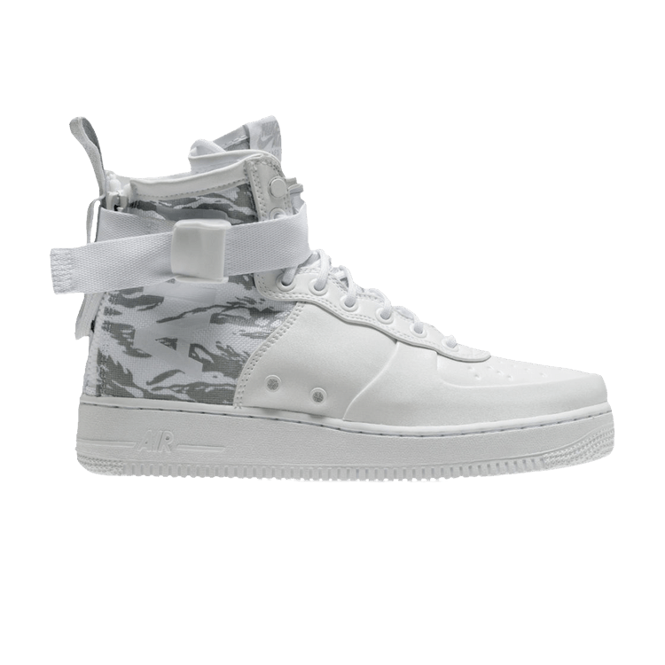 Nike SF Air Force 1 Mid 'Winter Camo'