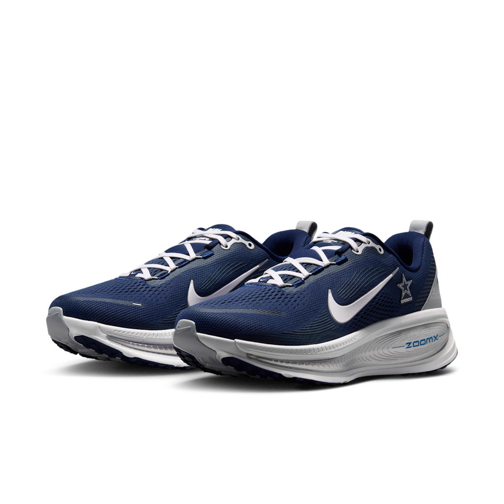 Men's Vomero 18 (Dallas Cowboys) NFL Road Running Shoes