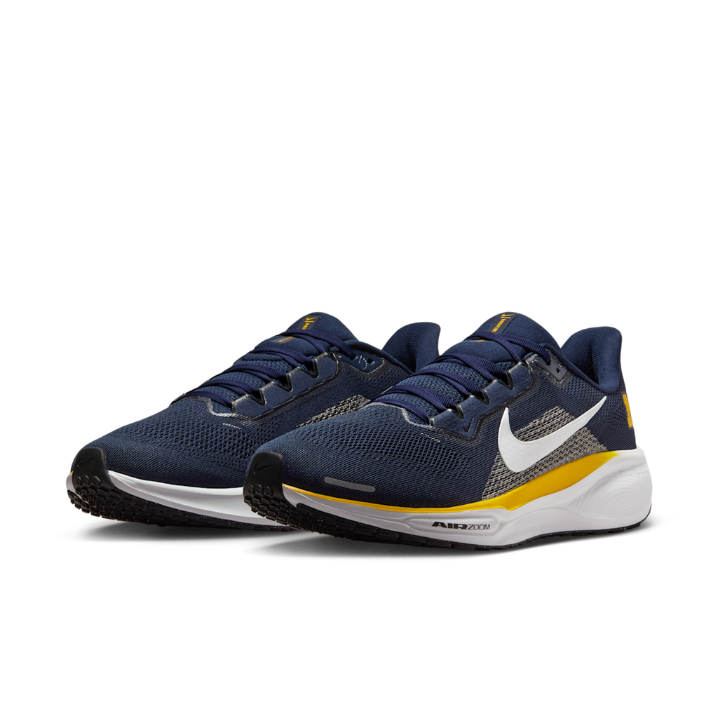 Michigan Pegasus 41  Men's College Road Running Shoes