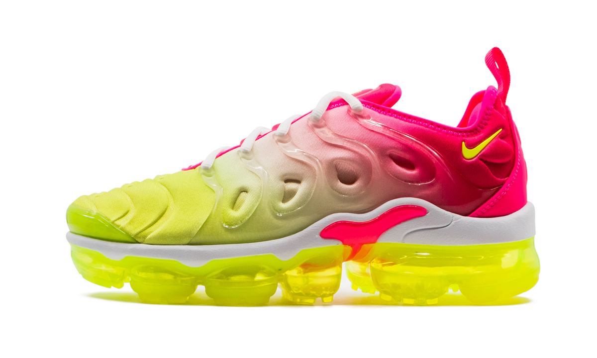 AIR VAPORMAX PLUS MNS WMNS "Pink Volt Gradient" DC2045 900