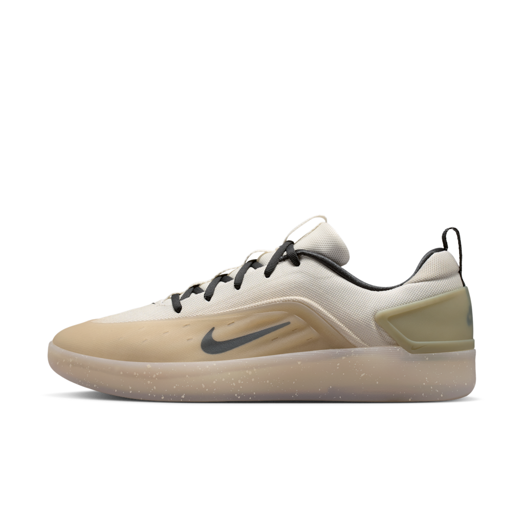 Men's  SB Zoom Nyjah 4 Skate Shoes