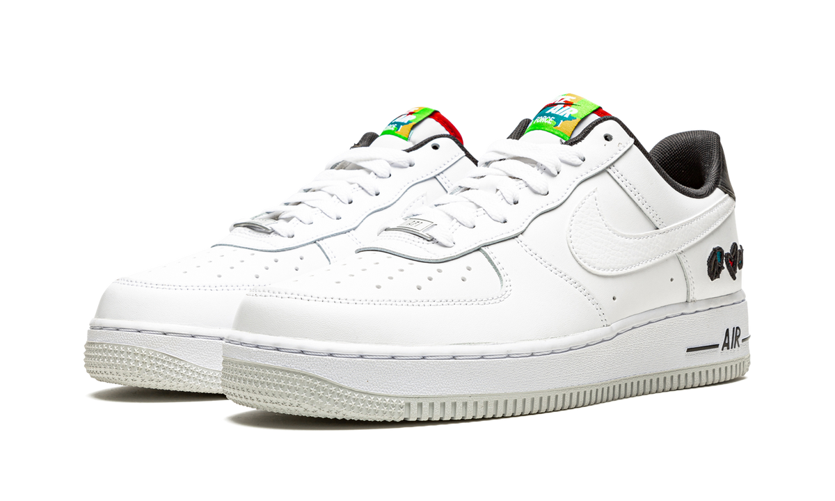 Air Force 1 Low LV8 "Peace, Love, Swoosh" DM8148 100
