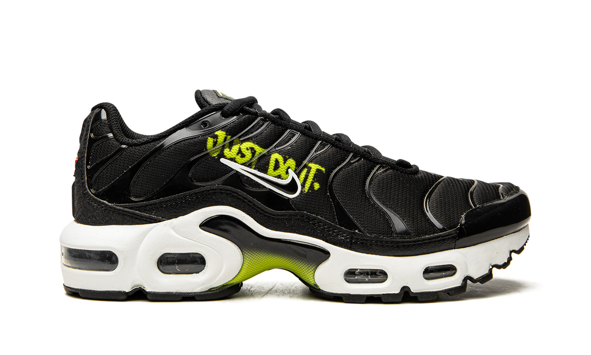 Air Max Plus GS "Black / Volt" DM3264 001