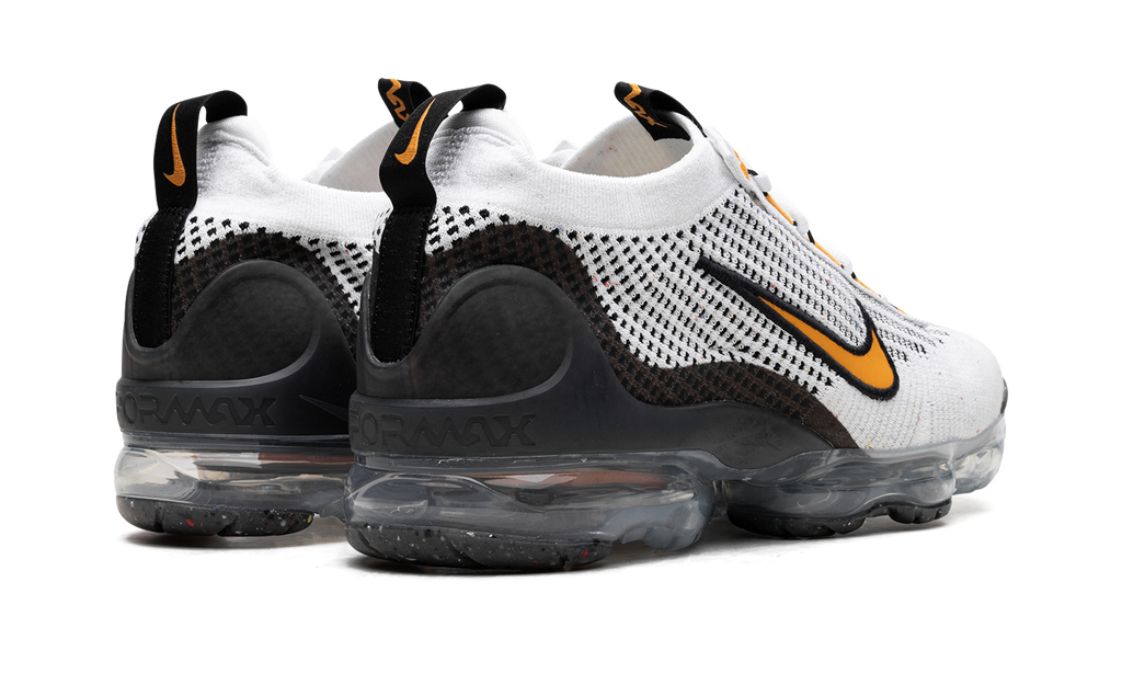Air VaporMax 2021 FK "KUMQUAT" DM0025 101