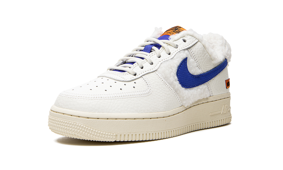 AIR FORCE 1 LO '07 MNS WMNS "Sherpa Fleece" DO6680 100