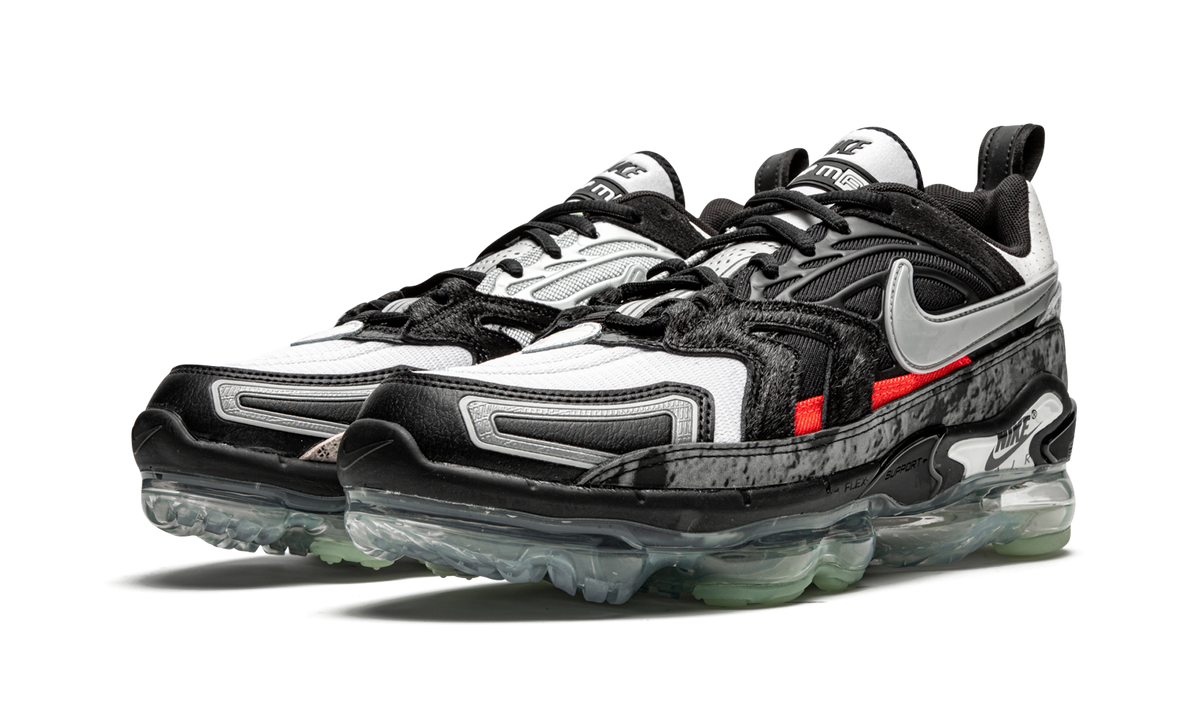 Air Vapormax EVO NRG "Collector's Closet" DD3054 001