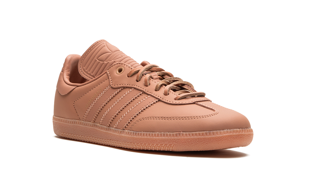 Humanrace Samba "Pharrell Williams - Terracotta" IE7290