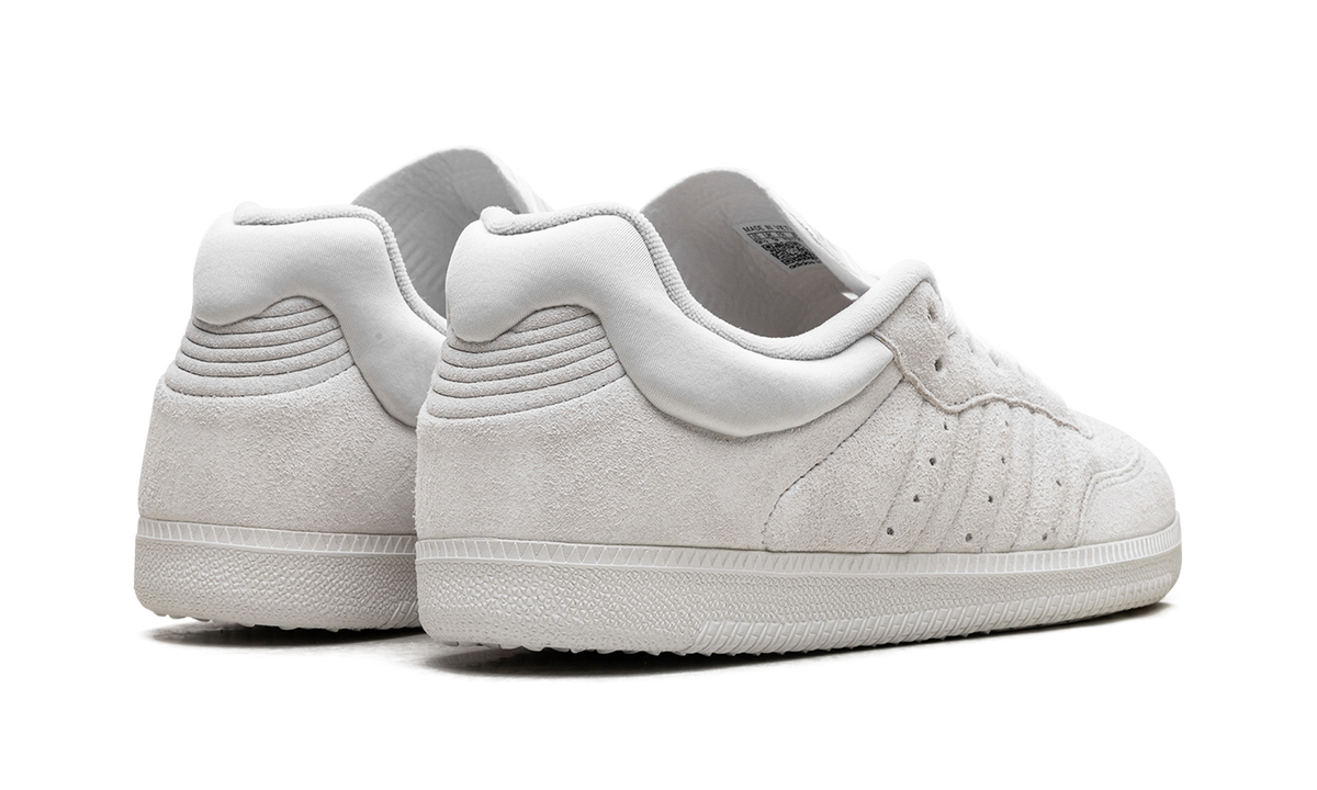 Samba "Dingyun Zhang - White Vapor" IF9703