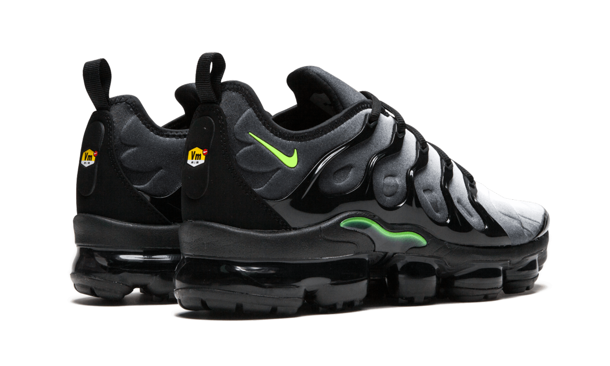 Air Vapormax Plus "Neon" 924453 009