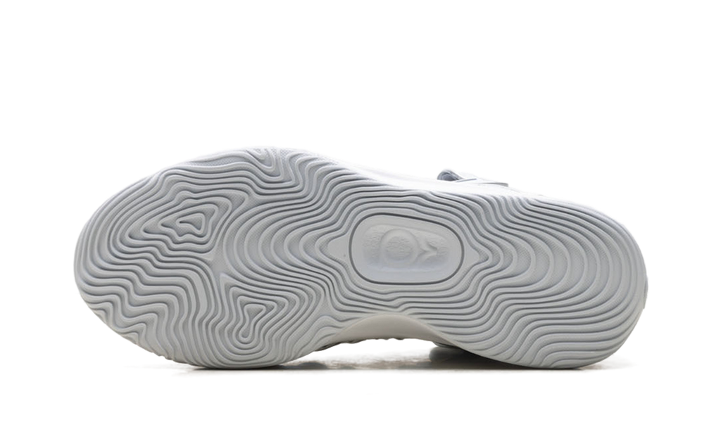 KD 18 "Soft Pearl Metallic Silver" HV1992 001